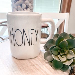Rae Dunn Honey Mug